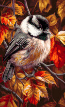 Lade das Bild in den Galerie-Viewer, Stickpackung mit Perlen "Im Rascheln der Blätter"