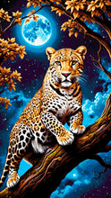 Lade das Bild in den Galerie-Viewer, Stickpackung mit Perlen "Leopard unter dem Mond"