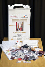 Lade das Bild in den Galerie-Viewer, Stickpackung mit Perlen "herbstliches London"