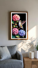 Lade das Bild in den Galerie-Viewer, Stickpackung mit Perlen "Kolibris an Hortensien"