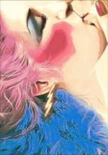 Lade das Bild in den Galerie-Viewer, Stickpackung mit Perlen "Kuss"