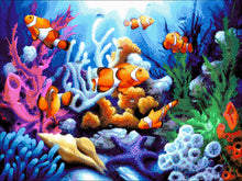 Lade das Bild in den Galerie-Viewer, Stickpackung mit Perlen "Ozeanarium"