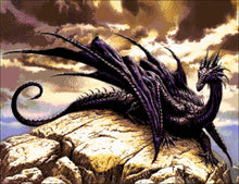 Lade das Bild in den Galerie-Viewer, Stickpackung mit Perlen "Schwarzer Drache"