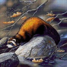 Lade das Bild in den Galerie-Viewer, Stickpackung mit Perlen "Zobel"