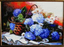 Lade das Bild in den Galerie-Viewer, Stickpackung mit Perlen "Fliederkorb"