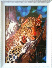 Lade das Bild in den Galerie-Viewer, Stickpackung mit Perlen "Jaguar"