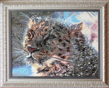 Lade das Bild in den Galerie-Viewer, Stickpackung mit Perlen "im Schneesturm"