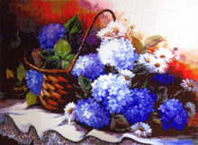 Lade das Bild in den Galerie-Viewer, Stickpackung mit Perlen "Fliederkorb"