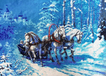 Lade das Bild in den Galerie-Viewer, Stickpackung mit Perlen "Russische Troika"