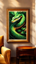 Lade das Bild in den Galerie-Viewer, Stickpackung mit Perlen &quot;Grüner Python&quot;
