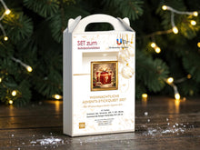 Lade das Bild in den Galerie-Viewer, Stickpackung mit Perlen "Weihnachtlische Advent-Stickquest 2027"
