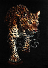 Lade das Bild in den Galerie-Viewer, Stickpackung mit Perlen &quot;Leopard&quot;
